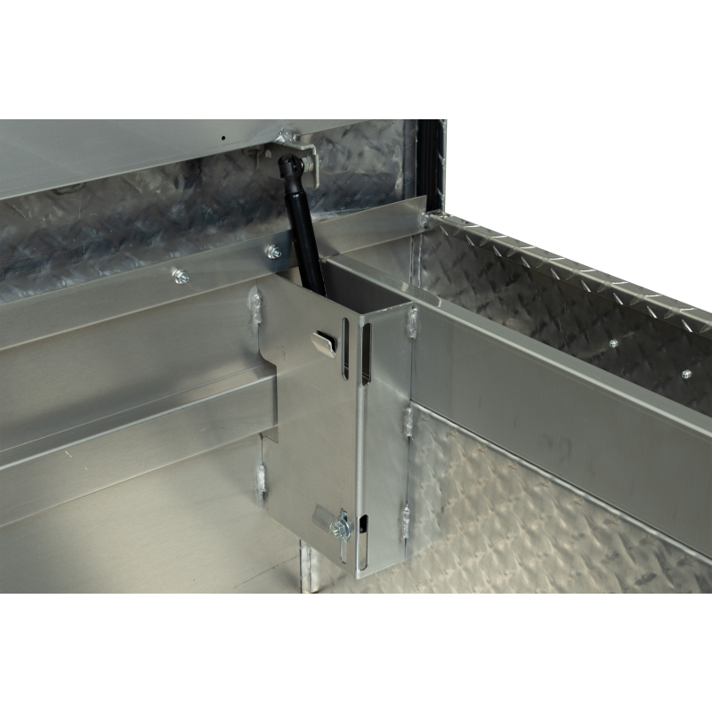 Weather Guard 117-0-04 Saddle Box