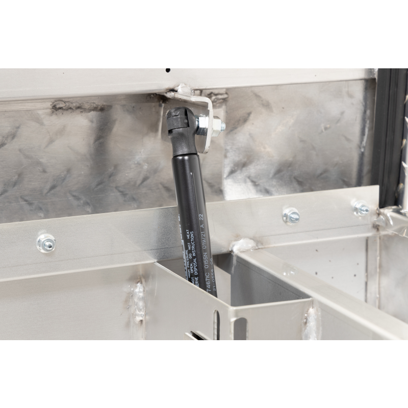 Weather Guard 137-0-04 Saddle Box