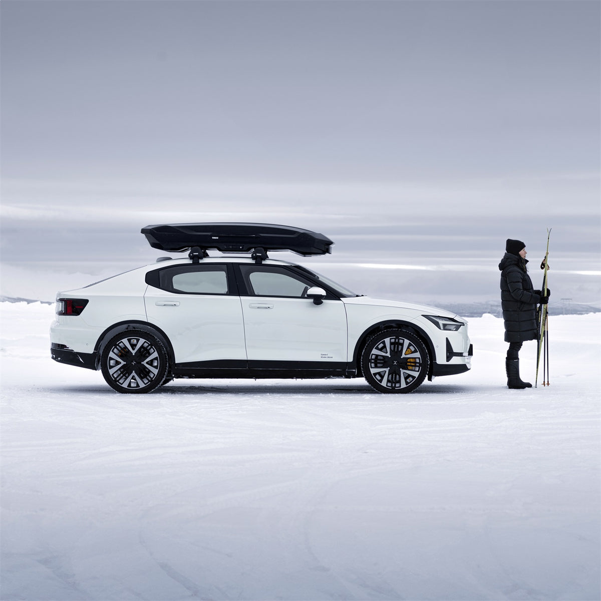 Thule Motion 3 Roof Box - Large - Black Glossy