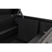 Weather Guard 184-52-04 Lo-Side Box