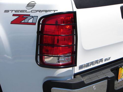 Steelcraft Taillight Guards - Black - 2014 GMC Sierra (New Body Style) (30370)