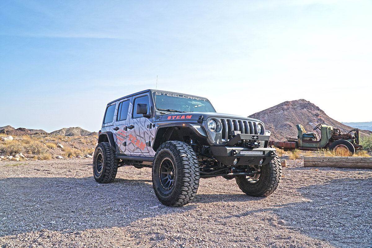 Steelcraft Stubby Front Bumper - Textured Black - 2014-2025 Jeep Wrangler JK/JL/JT Gladiator (70-92620)