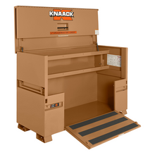 KNAACK 91-KL STORAGEMASTER 72 in Piano Box with Loading Ramp