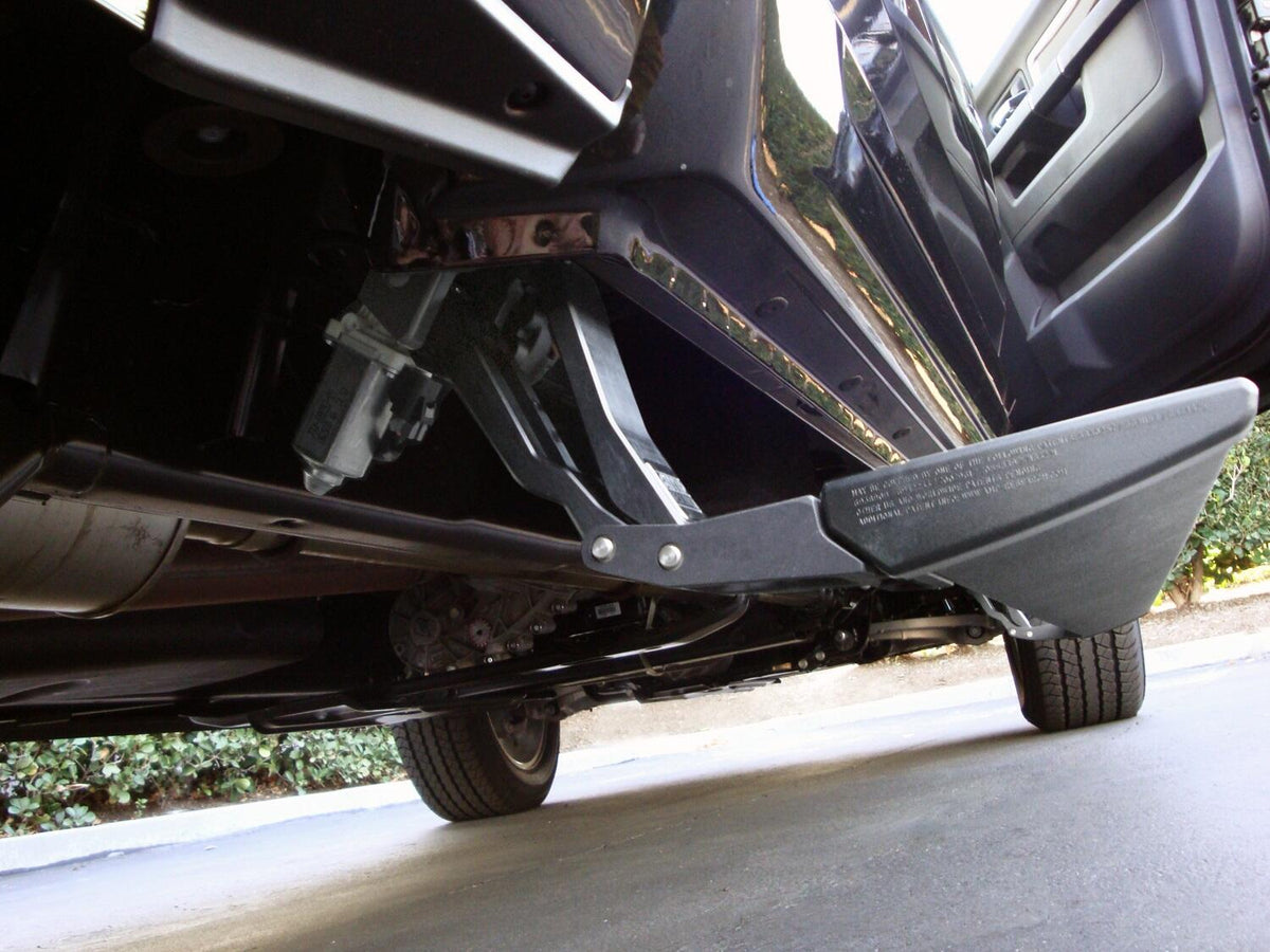 RealTruck AMP Research Powerstep Plug-N-Play - 13-15 Ram 1500/2500/3500, All Cabs