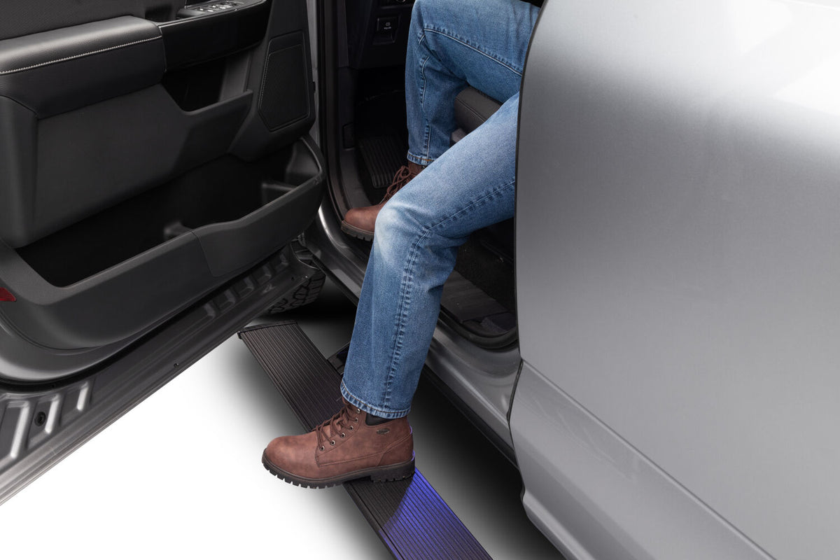 RealTruck AMP Research Powerstep Plug-N-Play - 16-17 Ram 1500/2500/3500, All Cabs