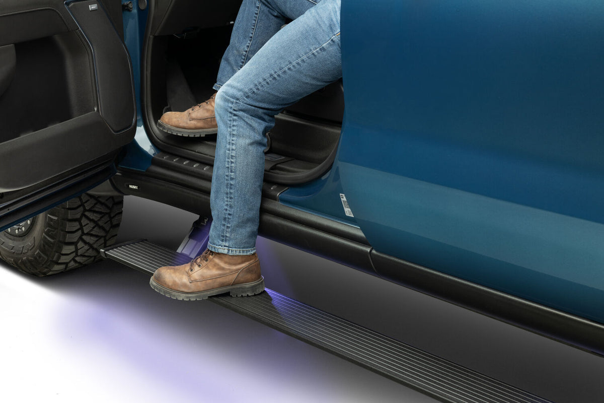 RealTruck AMP Research Powerstep Plug-N-Play 22-26 Chevy Silverado 1500/GMC Sierra 1500 Dbl/Crw Cab