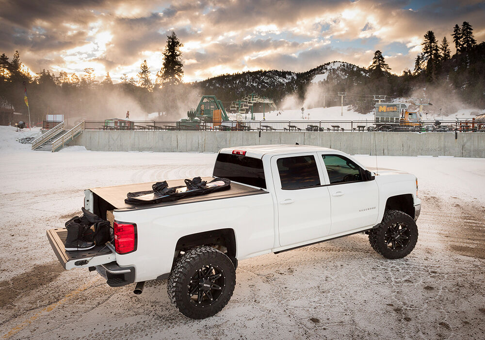 RealTruck BAK Revolver X2 Hard Roll-Up Tonneau Cover - 2020-2027 Sierra 2500 HD / Sierra 3500 HD / Silverado 2500 HD - 8'2.2" Bed