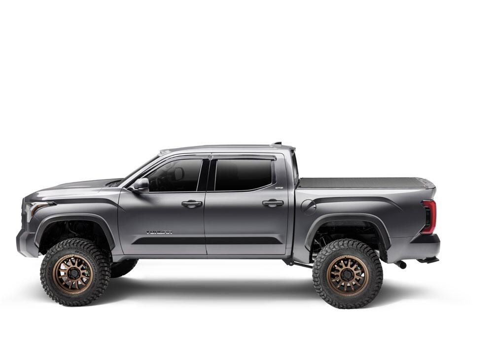 RealTruck BAK Revolver X4s Hard Roll-Up Tonneau Cover - 2022-2026 Tundra - 5'6.7" Bed