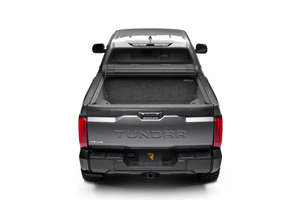 RealTruck BAK Revolver X4s Hard Roll-Up Tonneau Cover - 2022-2026 Tundra - 5'6.7" Bed