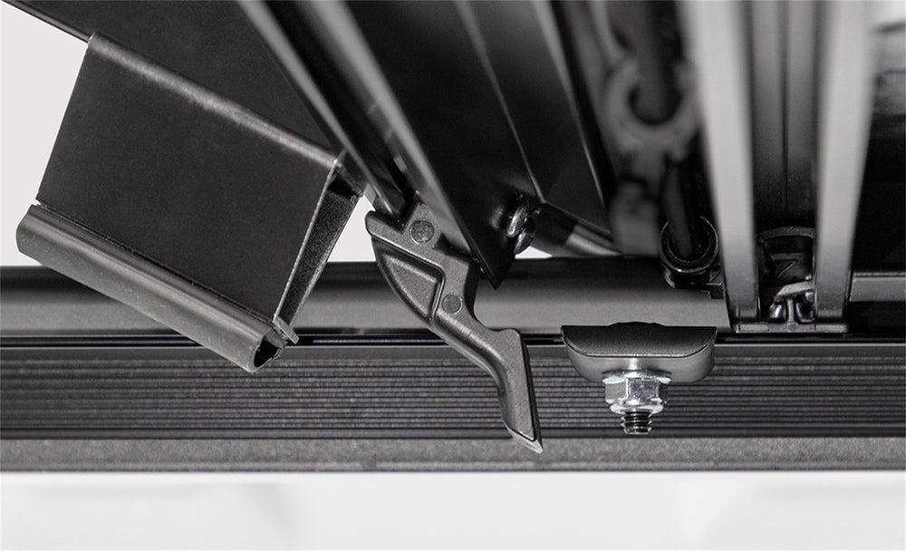 LOMAX™ Hard Tri-Fold Cover - B3050129