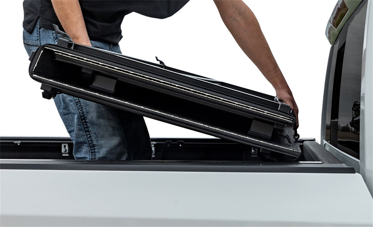 LOMAX™ Professional Series Tonneau Cover - B0050049
