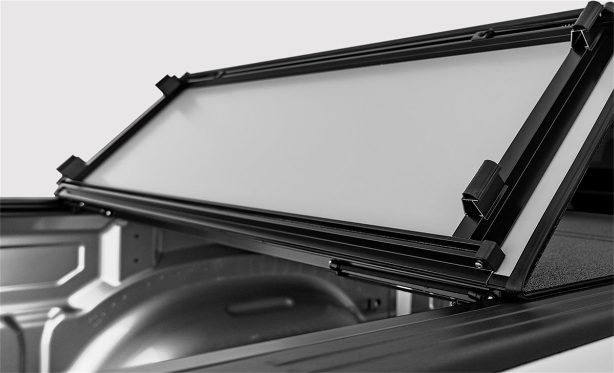 LOMAX™ Stance™ Hard Tri-Fold Cover - G4050129