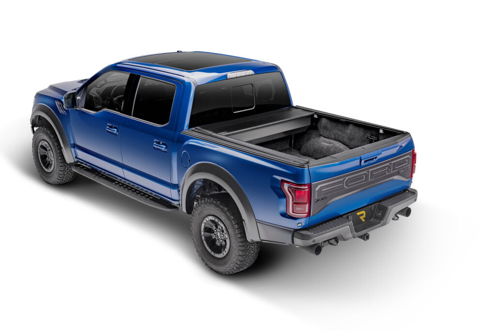 Retrax IX Tonneau Cover - 2014-2018 Chevy Silverado/GMC Sierra 5' 9" Bed