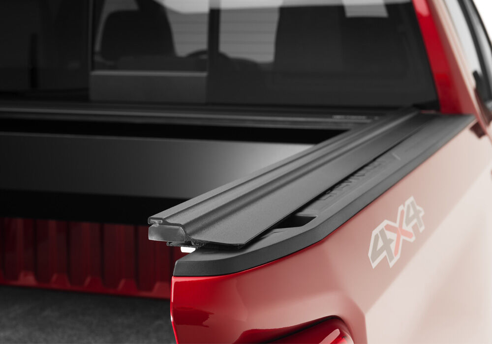RetraxOne MX Retractable Tonneau Cover - Matte One Piece Polycarbonate Finish - 2019 (New Body Style)-2026 Chevy Silverado/GMC Sierra 1500 6' 7" Bed without Stake Pockets - Standard Rails