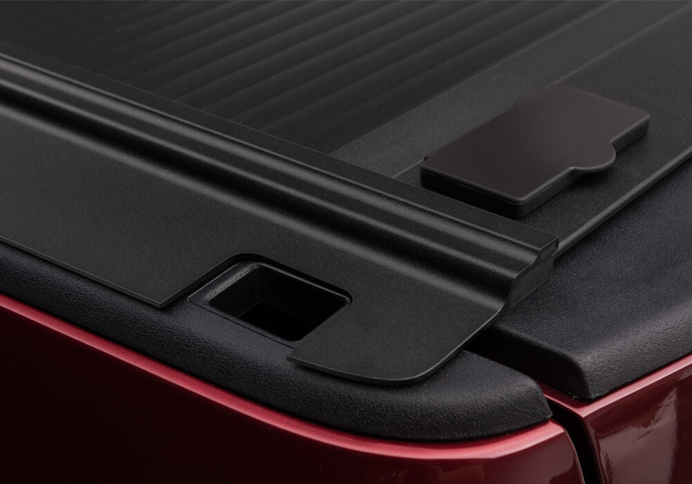 RetraxONE MX Retractable Tonneau Cover - Matte One Piece Polycarbonate Finish - 2019-2027 (New Body Style) Ram 5' 7" Bed with RamBox with or without Multifunction Tailgate without Stake Pockets