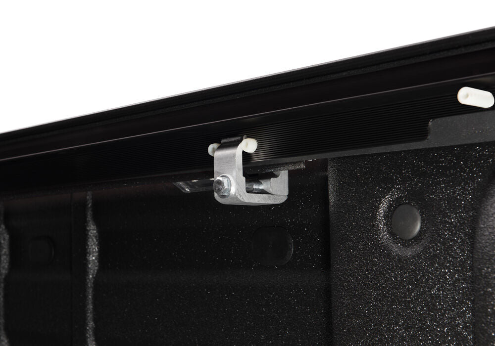 RetraxOne MX Retractable Tonneau Cover - Matte One Piece Polycarbonate Finish - 2023-2026 Chevy Colorado/GMC Canyon 5' 2" Bed without Stake Pockets