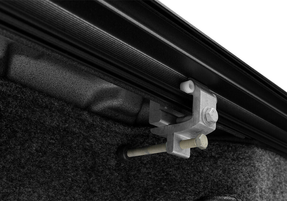 RetraxOne XR Retractable Tonneau Cover - Matte One Piece Polycarbonate Construction - 2015-2022 Chevy Colorado/GMC Canyon 6' 2" Bed without Stake Pockets