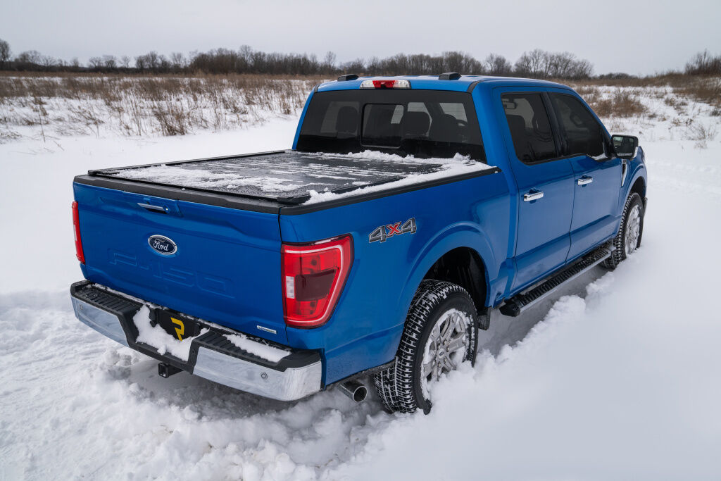 RetraxPRO XR Retractable Tonneau Cover - Industrial Strength Aluminum Construction - 2021-2027 Ford F-150 5' 7" Bed (Includes Lightning) without Stake Pockets