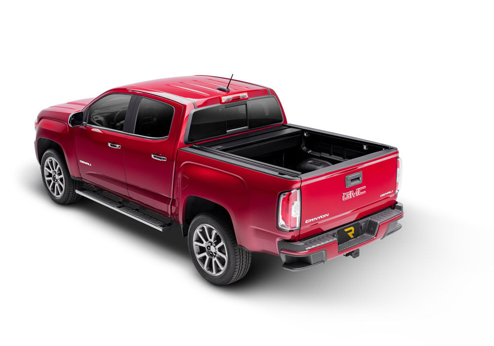 RetraxOne MX Retractable Tonneau Cover - Matte One Piece Polycarbonate Finish - 2015-2022 Chevy Colorado/GMC Canyon 5' 2" Bed without Stake Pockets