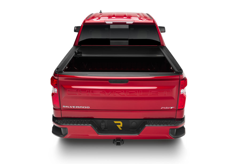RetraxOne MX Retractable Tonneau Cover - Matte One Piece Polycarbonate Finish - 2019-2026 Chevy Silverado/GMC Sierra (without CarbonPro Bed) 5' 9" Bed without Stake Pockets - Standard Rails