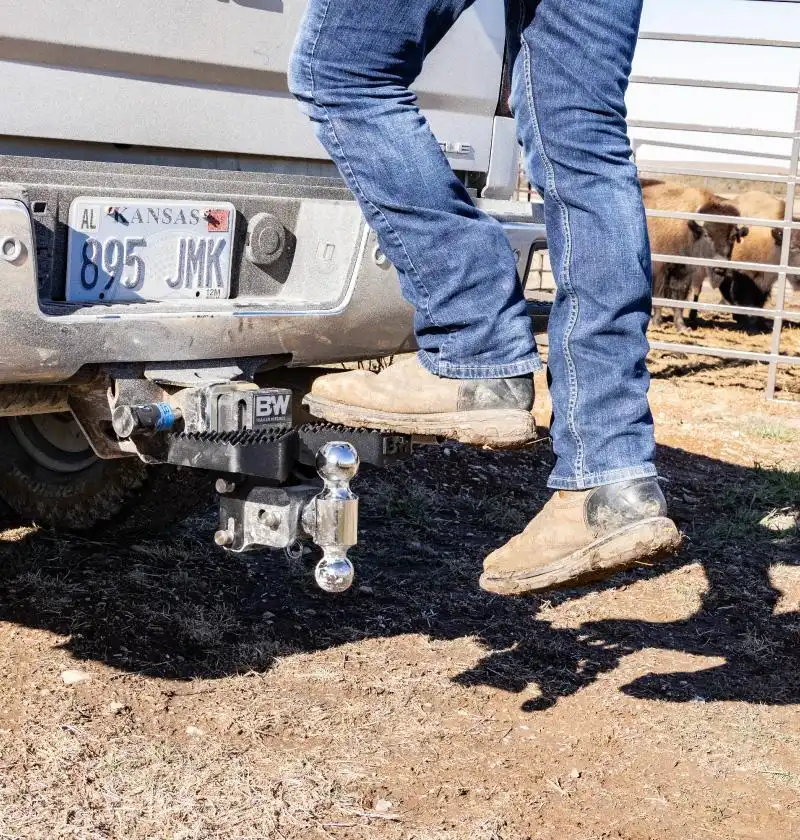B&W Hitch Step - 2" and 2.5" Tow & Stows - Part TS35050