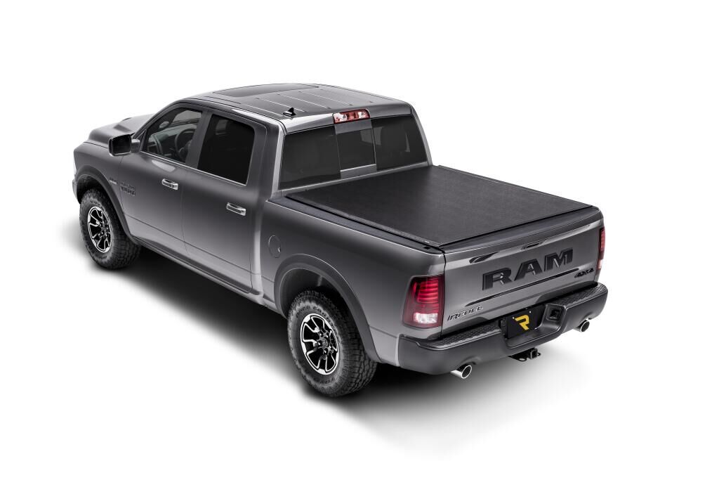 TruXedo Deuce Tonneau Cover - Black - 2016-2020 Nissan Titan 8' 2" Bed