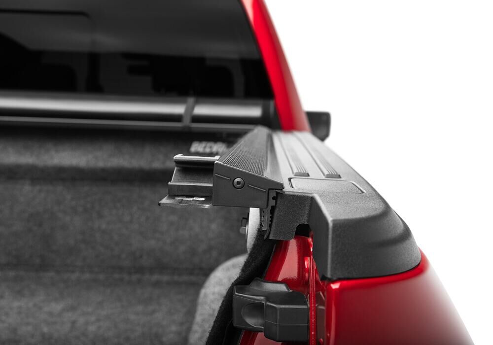 TruXedo Lo Pro Tonneau Cover - Black - 2015-2027 Ford F-150 5' 7" Bed (Includes Lightning)