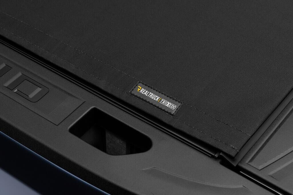 TruXedo Pro X15 Tonneau Cover - 2020-2027 Chevy Silverado/GMC Sierra 2500 HD/3500 HD 6' 9" Bed with MultiPro Tailgate