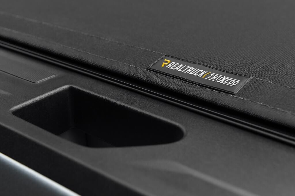 TruXedo Pro X15 Tonneau Cover - Black - 2019 (New Body Style)-2026 Chevy Silverado/GMC Sierra (without CarbonPro Bed) 5' 9" Bed with MultiPro Tailgate