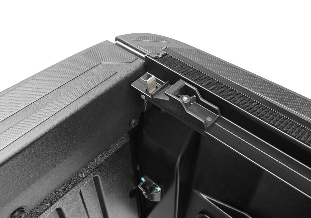 TruXedo Pro X15 Tonneau Cover - Black - 2016-2023 Toyota Tacoma 6' Bed