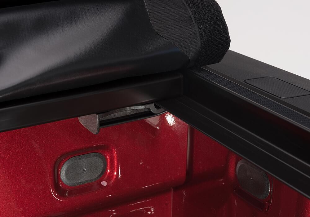 TruXedo Pro X15 Tonneau Cover - Black - 2020-2027 Jeep Gladiator with or without Trail Rail System