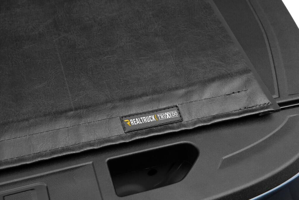 TruXedo Sentry Tonneau Cover - 2020-2027 Chevy Silverado/GMC Sierra 2500 HD/3500 HD 6' 9" Bed with or without MultiPro Tailgate