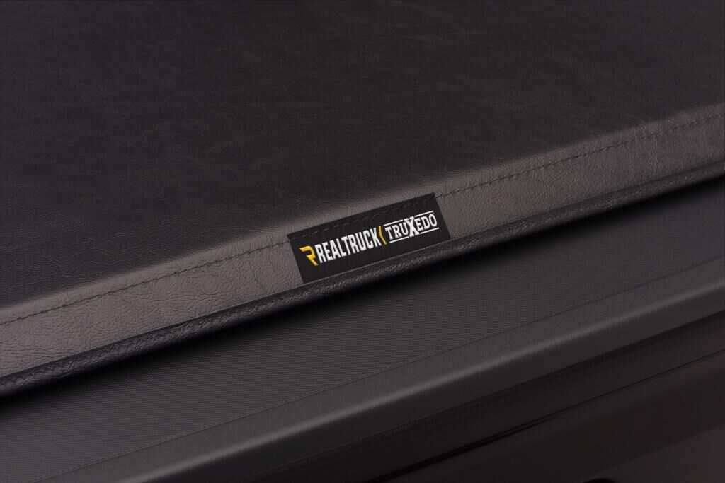 TruXedo TruXport Tonneau Cover - Black - 2014-2018 (2019 Legacy/Limited) Chevy Silverado/GMC Sierra 1500/2015-2019 2500 HD/3500 HD 8' Bed