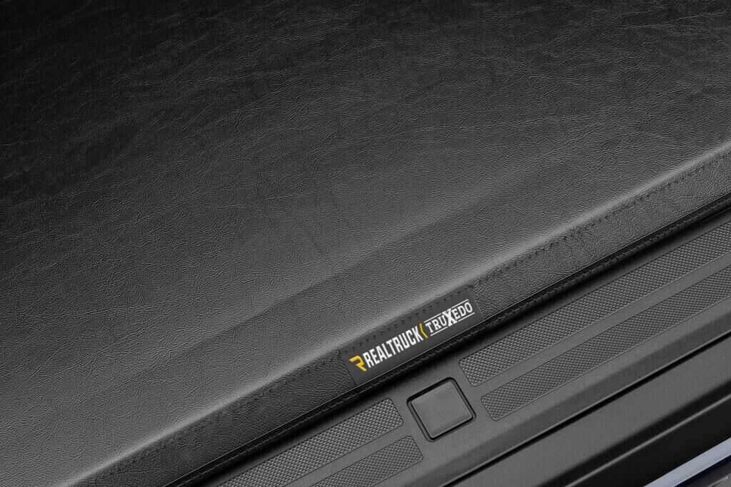 TruXedo TruXport Tonneau Cover - Black - 2015-2027 Ford F-150 6' 7" Bed