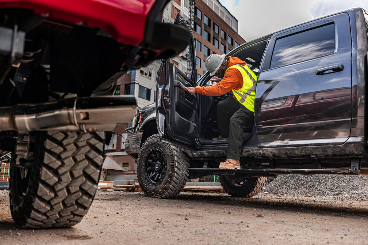 RealTruck AMP Research Powerstep Vision 2025-2026 Ram 2500,3500 Crew/Mega Cab